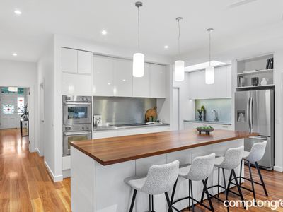 44 Railway Place, Williamstown