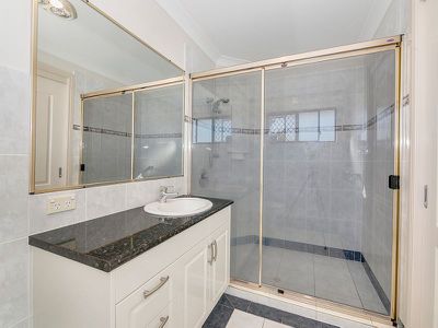 12 Fairmont Crescent, Underwood