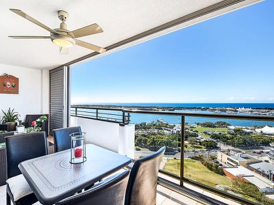 257 / 105 Scarborough Street, Southport