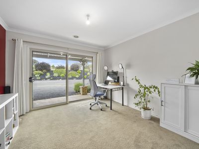 6 Timbertop Rise, Broadford