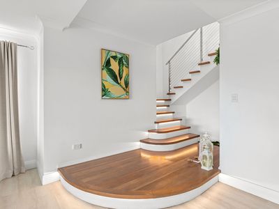 6 Chusan Place, Forster