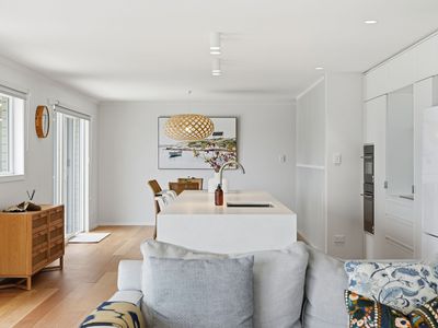 6 Ryans Road, Spring Beach