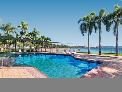 27 / 7 Mariners Drive, Townsville City