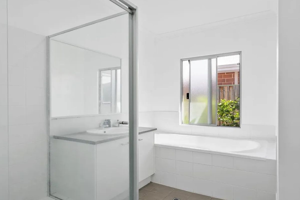 382 Banrock Drive, Ellenbrook