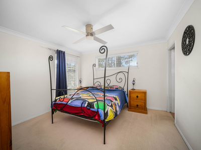 46 Hilltop Parkway, Tallwoods Village