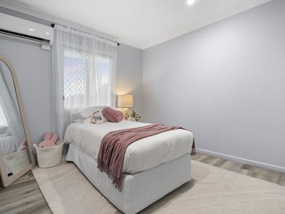 15 Grebe Street, Inala