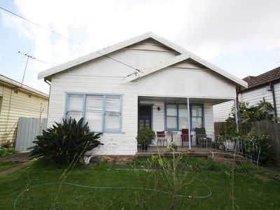 5 White Avenue, Bankstown