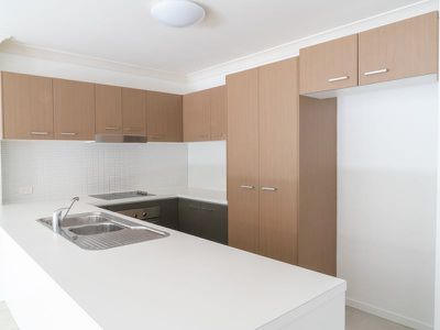 51 / 2-10 Cascade Drive, Underwood