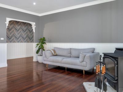 36 Mabel Crescent, Mount Macedon