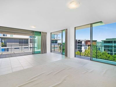 29605 / 2 Ephraim Island, Paradise Point