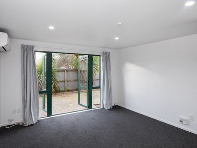 4 / 68 Thackeray Place, Waltham