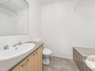 52 / 1 Bass Court, North Lakes