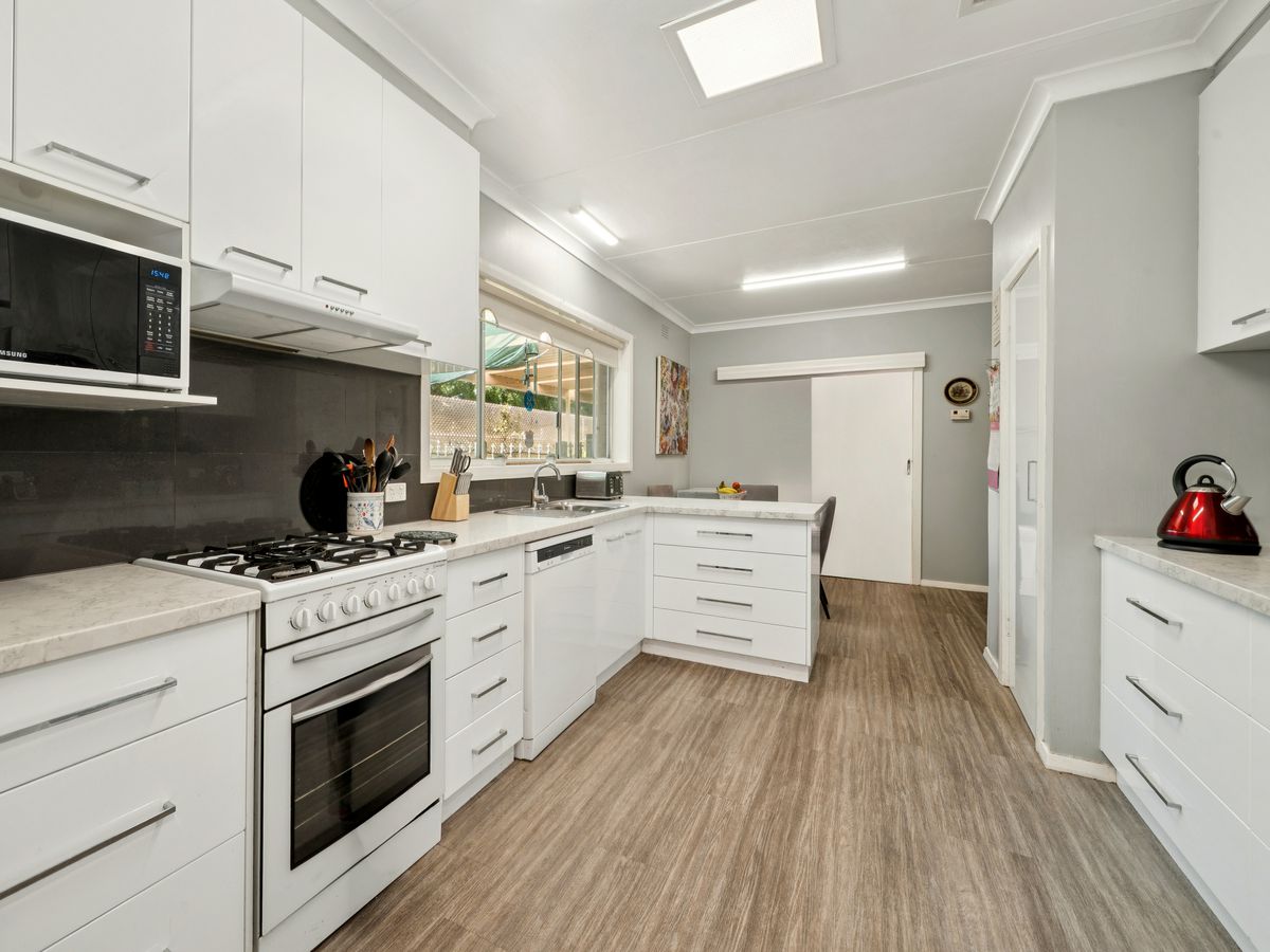 31 Helms Court, Benalla