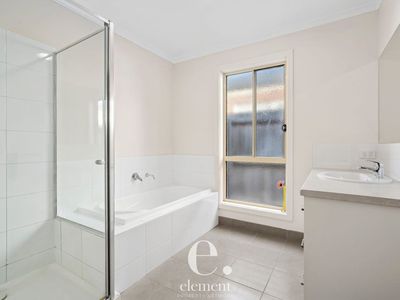 4 Melanic Street, Leopold