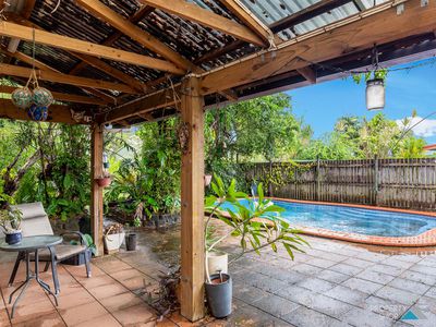 116 Pease Street, Manoora