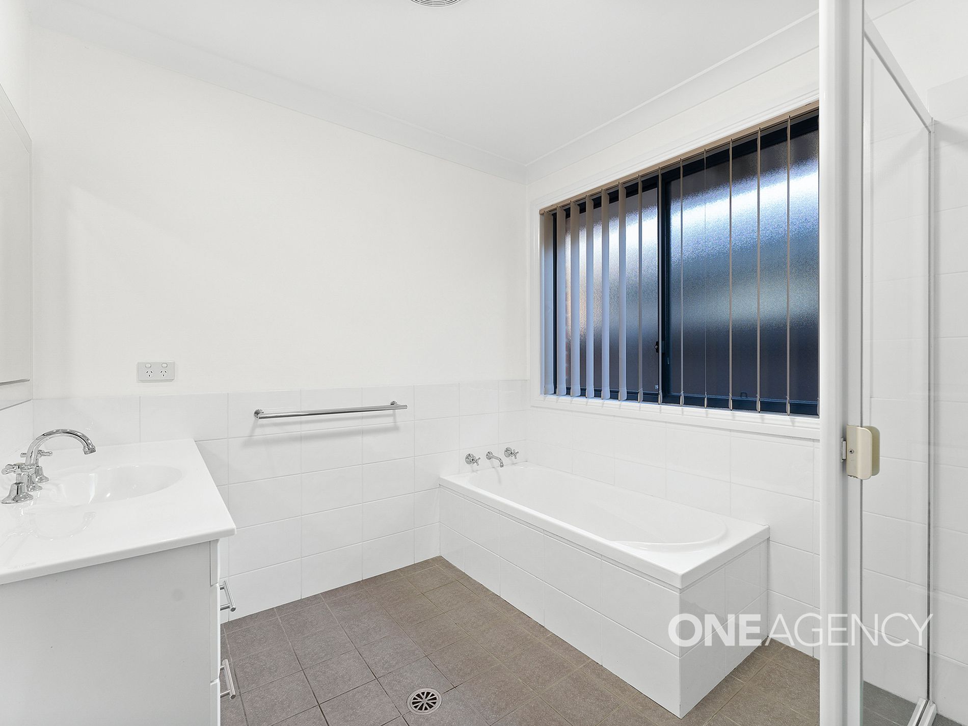 48 Byamee Street, Dapto
