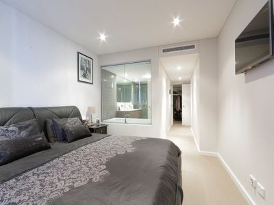701 / 96 Bow River, Burswood