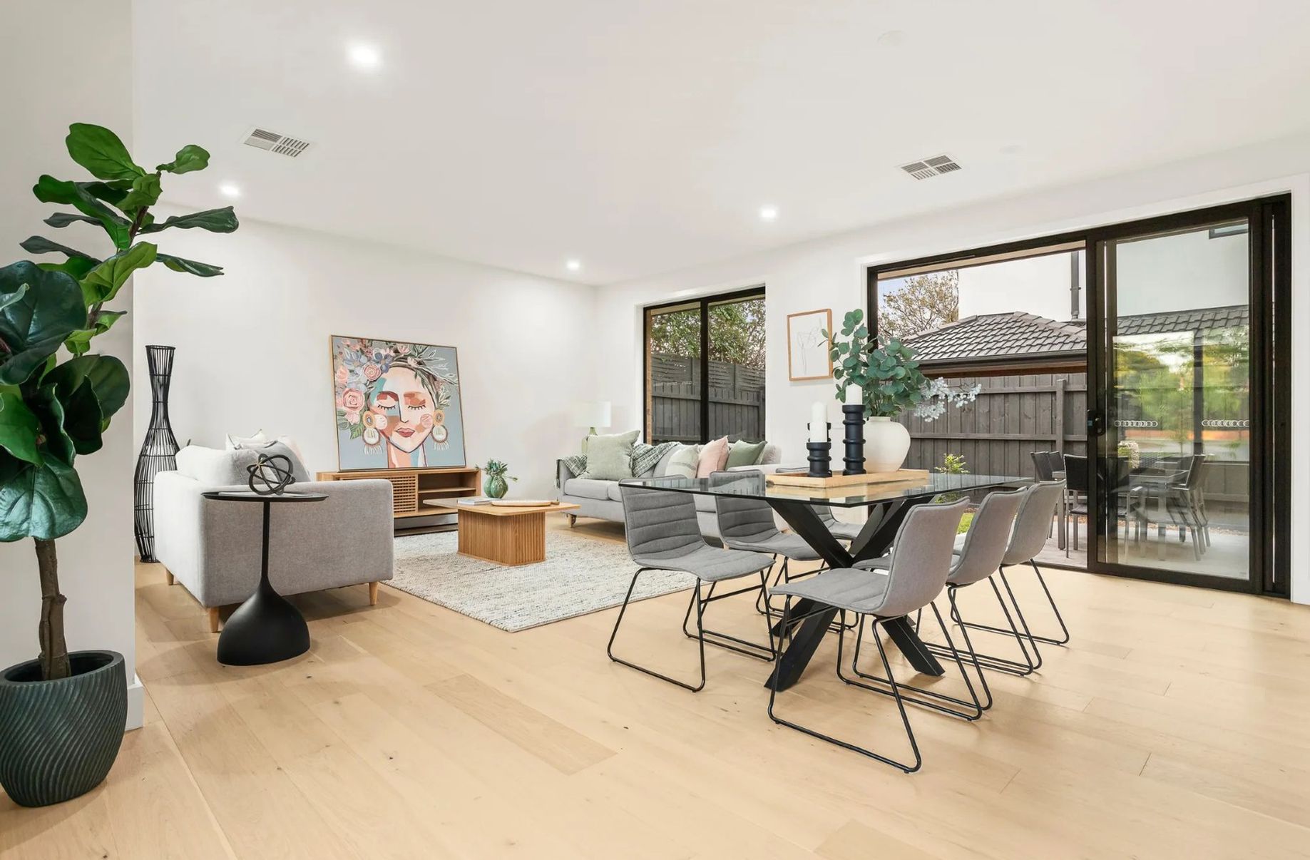 1 / 7-9 Barter Crescent, Forest Hill