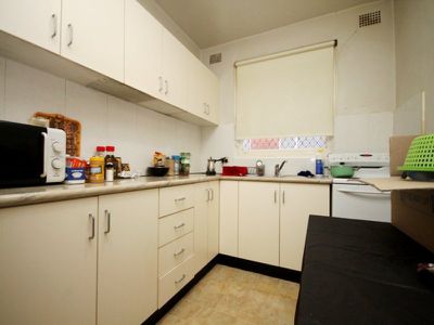 32 Hampden Road, Lakemba