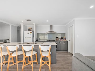 16 Modena Road, Piara Waters