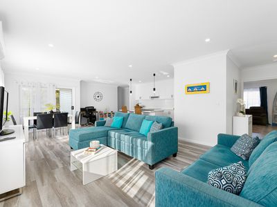 9 Ascension Way, Batehaven