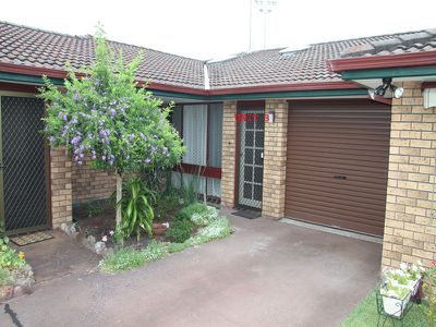 3 / 10 Cross Street, Forster