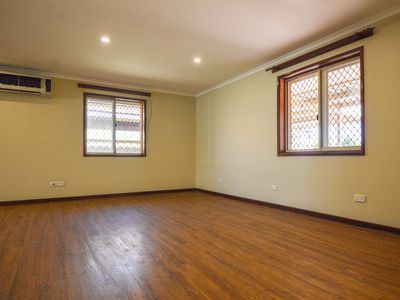 4 Yanderra Crescent, South Hedland
