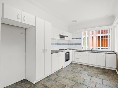 24 Helen Street, Warilla