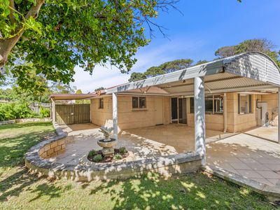 25 Shacklock Crescent, Winthrop