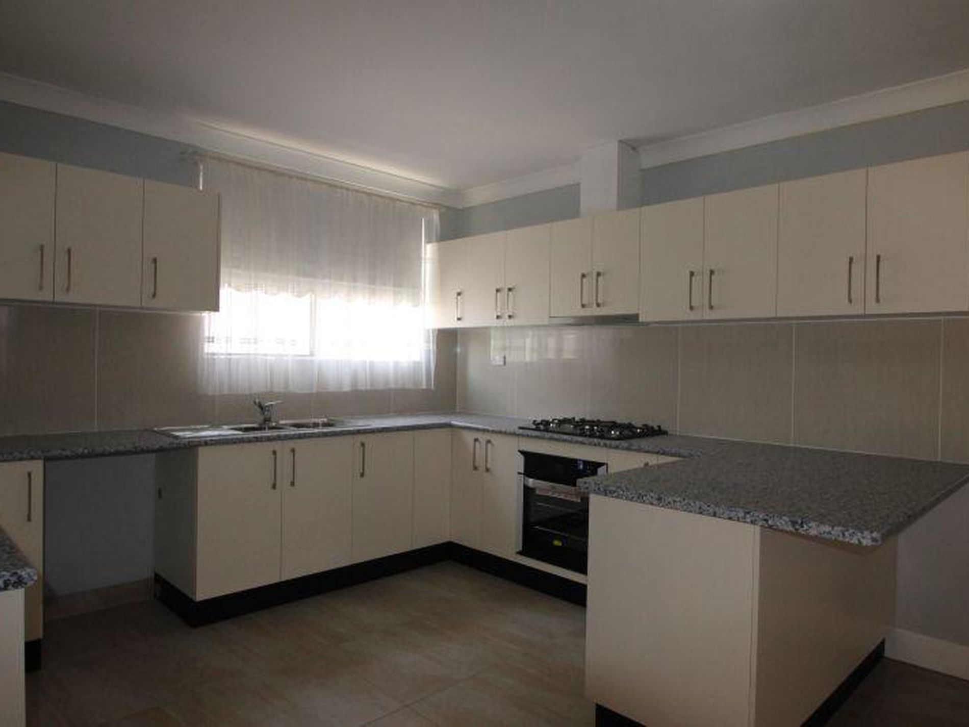 62 Wollongong Road, Arncliffe