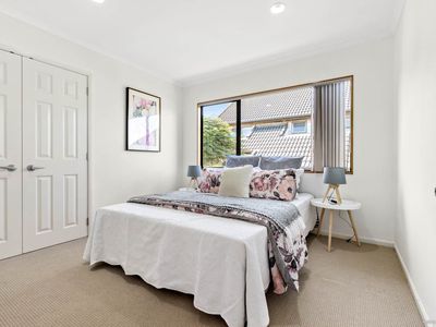 16 Maybole Drive, Flat Bush