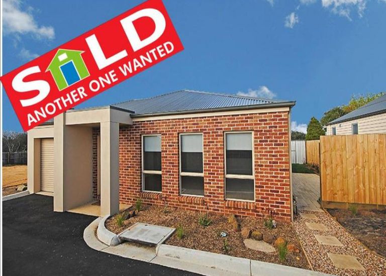 6 Minerva Lane, Portland