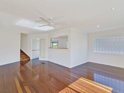 9 Tandara St, Rochedale South