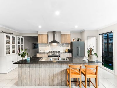 30 Flanagan Avenue, Officer