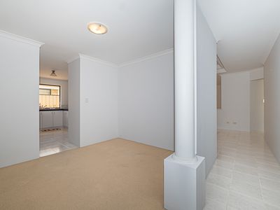 40 Delphine Ave, Dianella
