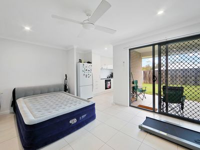 1 & 2 / 25 Sutherland Road, Branyan