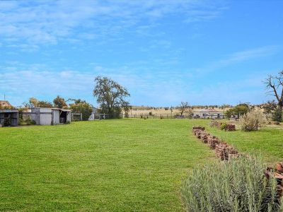 16 Denman Street, Merrygoen