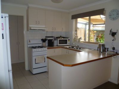 65 Lily Street, Hamlyn Heights