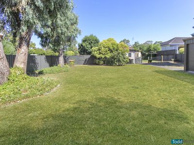 12 Redleaf Close, Heathcote