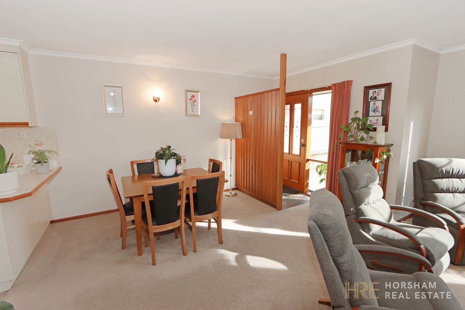2 / 5 Penny Avenue, Horsham