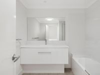 10 / 4 Lewis Place, Manly West