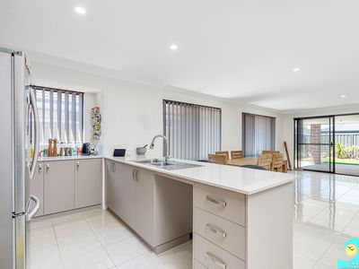 11 Mapleton Drive, Yanchep