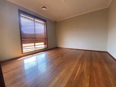 4 / 233 Princes Highway, Werribee