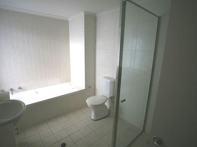 9 / 1-3 Coronation Avenue, Petersham