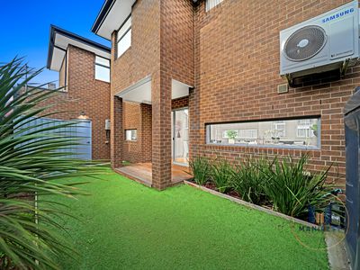 2 / 14 Millers Road, Seaholme