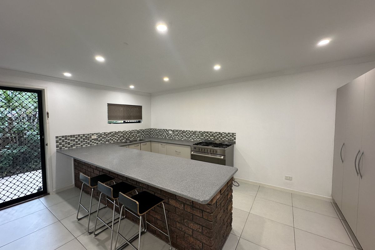 164A Birdwood Road, Holland Park West