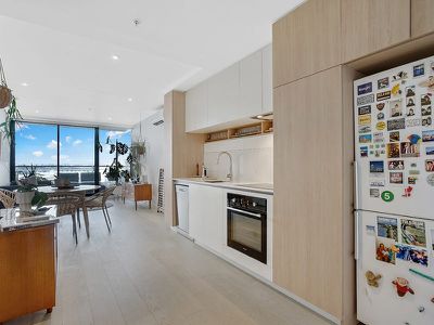 904 / 40 Hall Street, Moonee Ponds