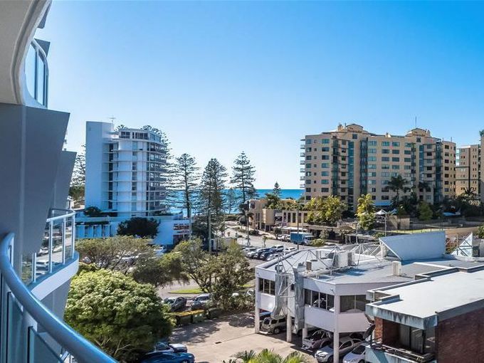 19 / 21 Smith Street, Mooloolaba