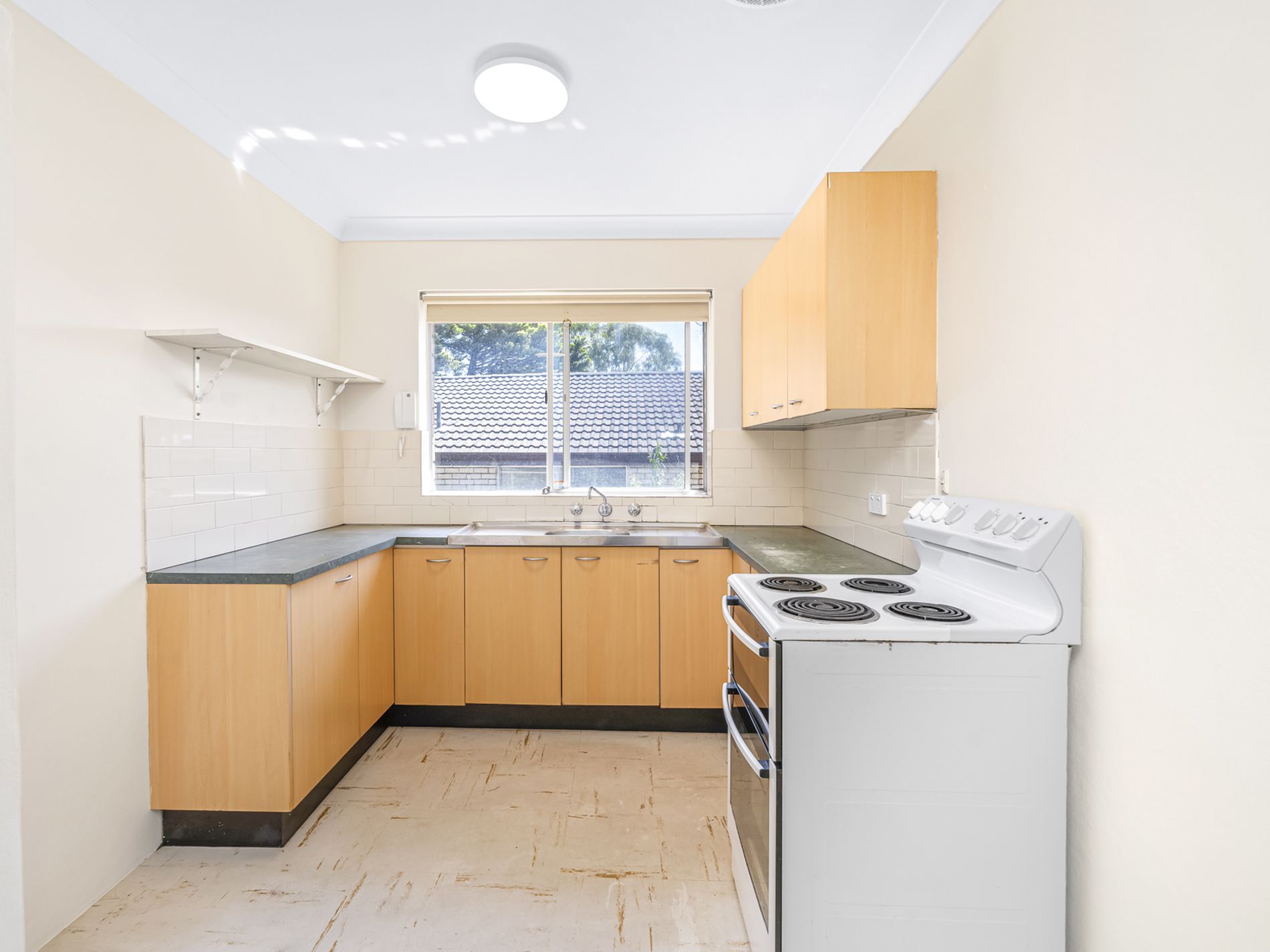 4 / 28 Hampstead Road, Homebush West