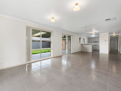 6 Langholme Court, Sale